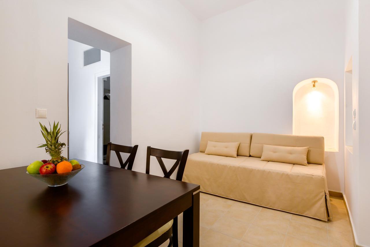 Iriana Suites Fíra Kültér fotó