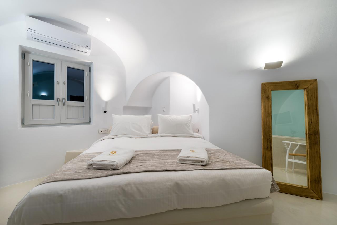 Iriana Suites Fíra Kültér fotó