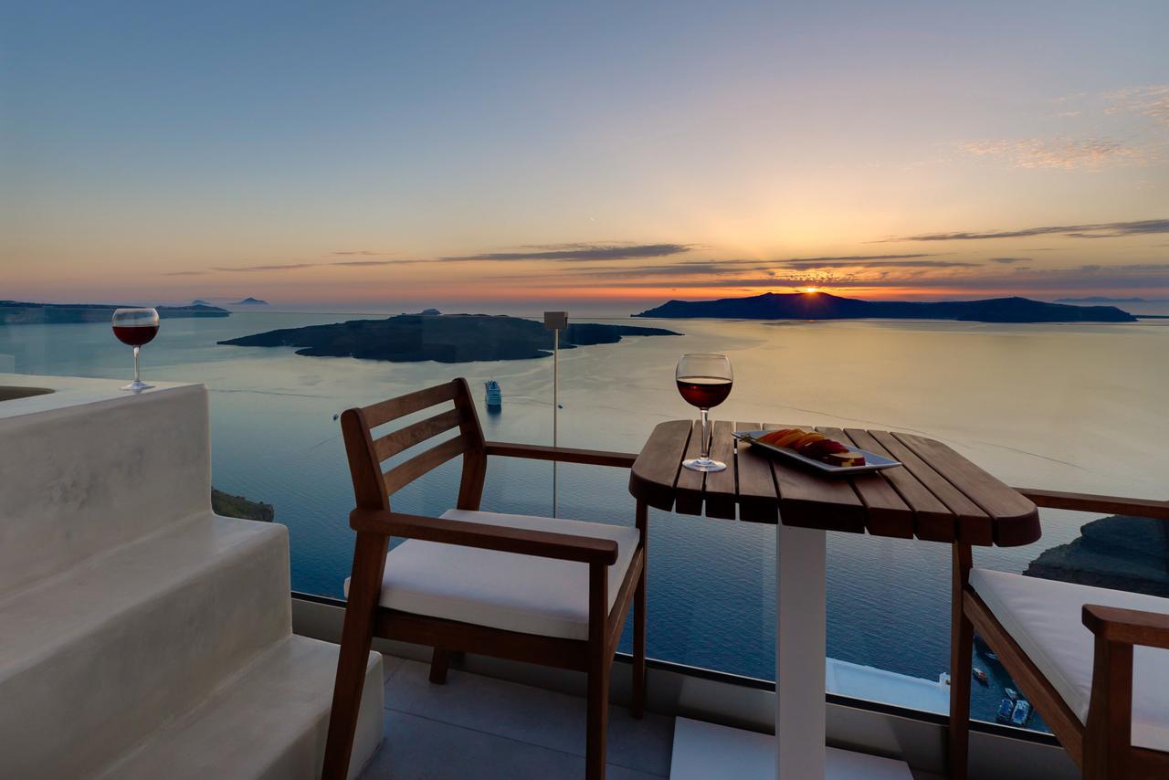 Iriana Suites Fíra Kültér fotó