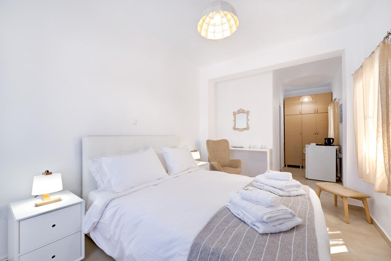 Iriana Suites Fíra Kültér fotó