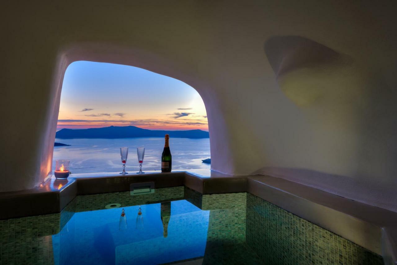 Iriana Suites Fíra Kültér fotó