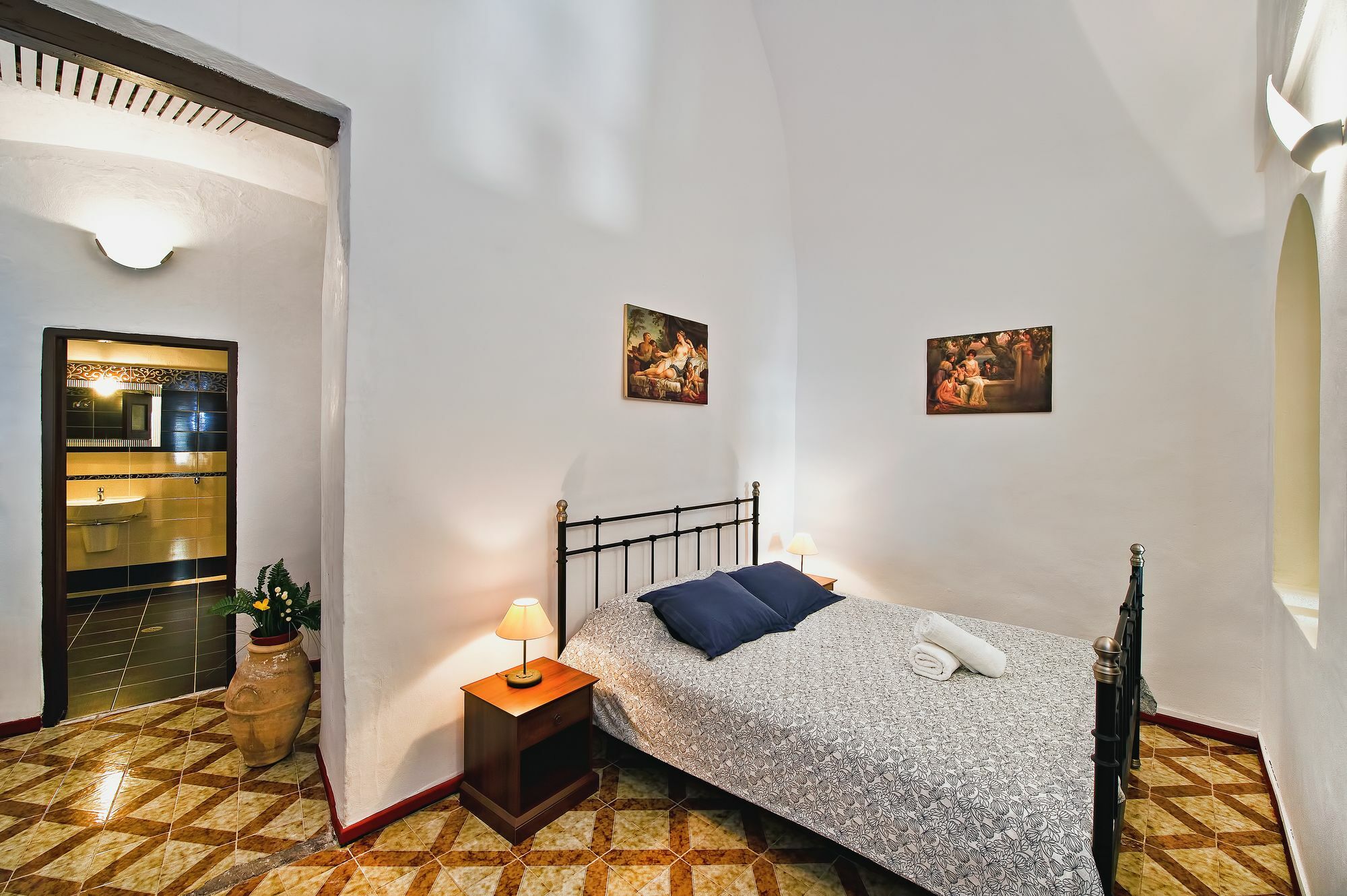 Iriana Suites Fíra Kültér fotó